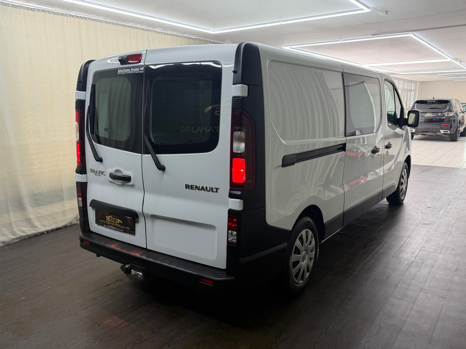 RENAULT Trafic 2.0 Energy dCi 120 3.0t Business L2H1-showroom-element-3
