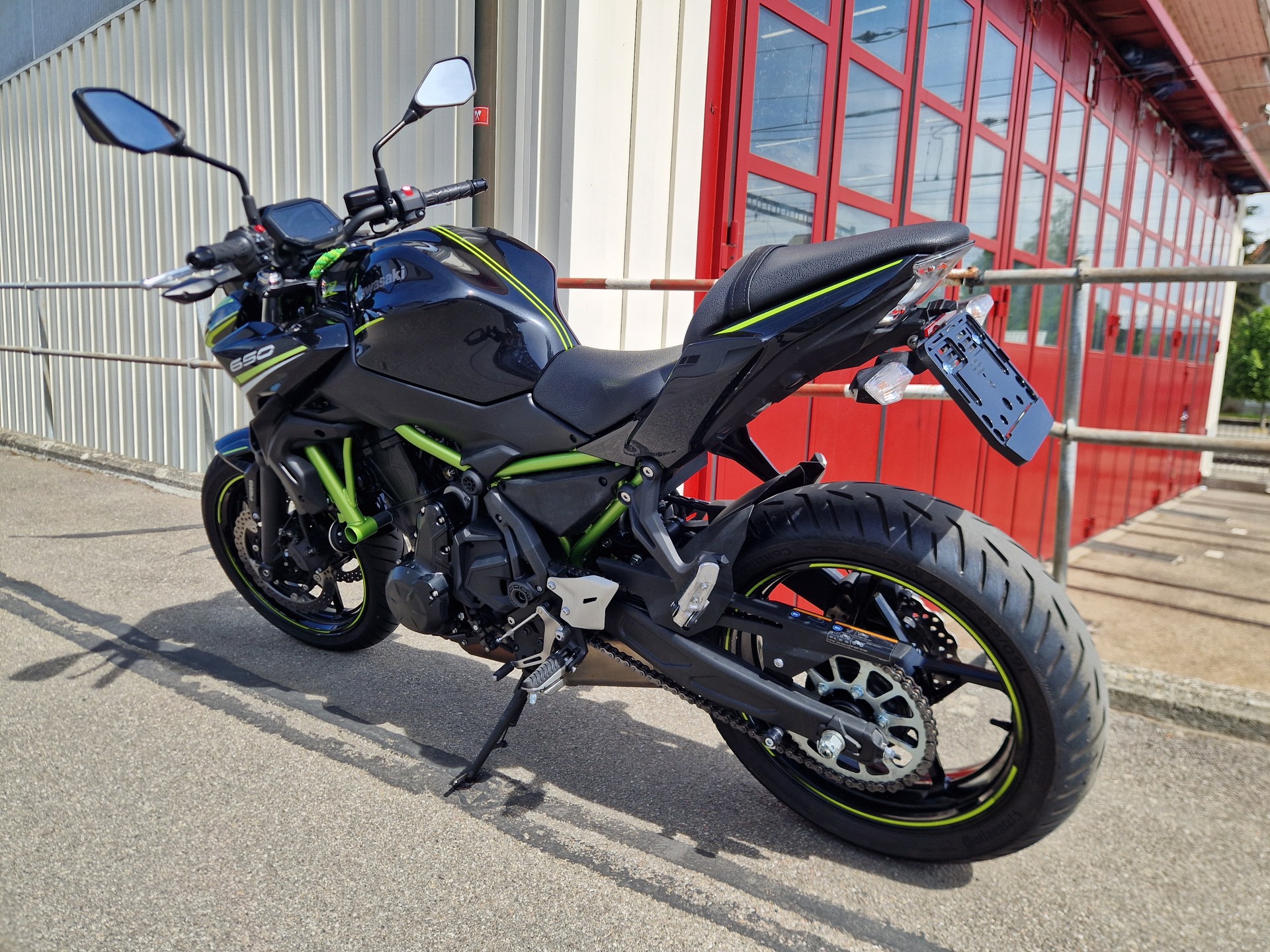 KAWASAKI Z 650-image-5