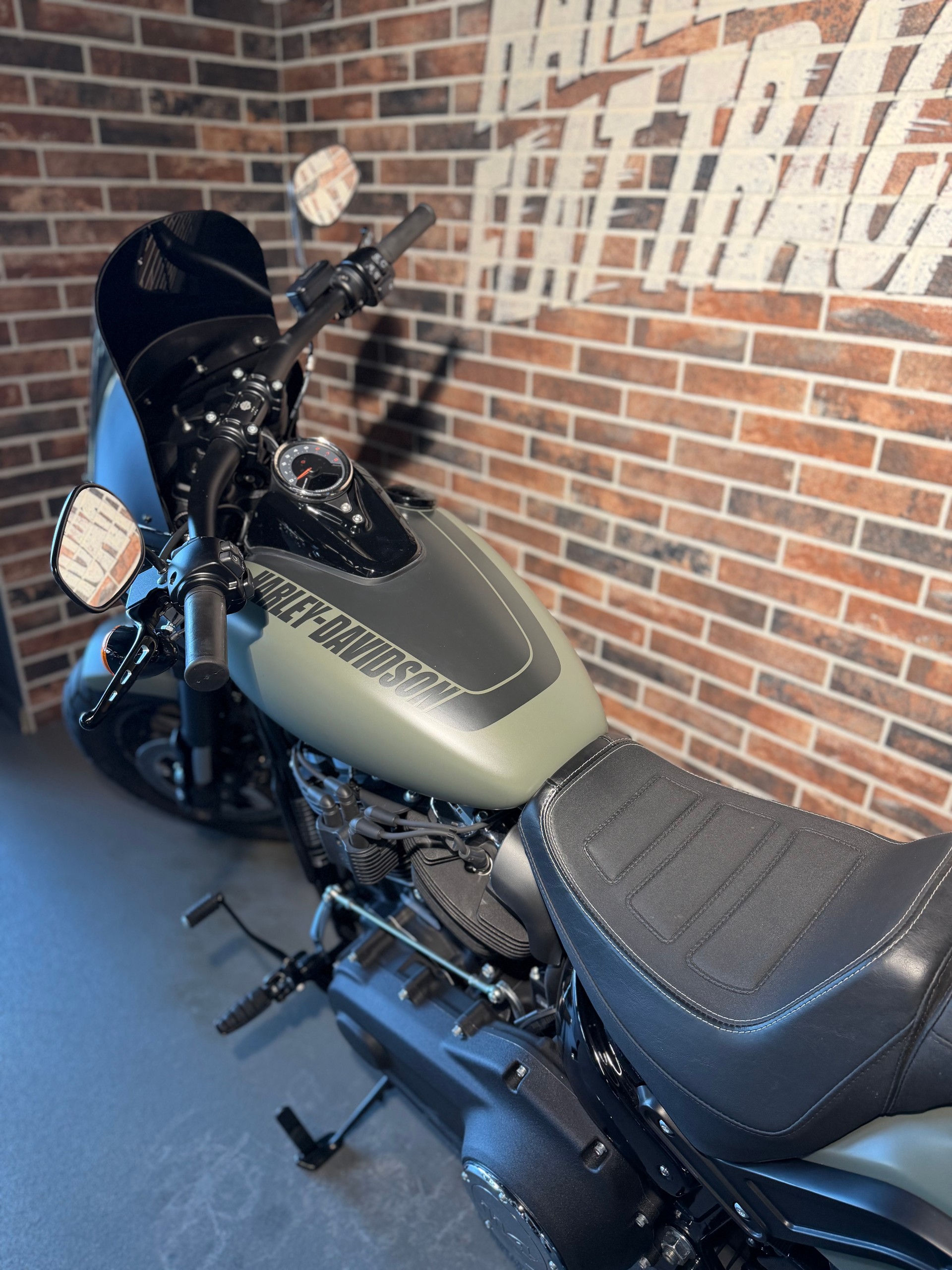 HARLEY-DAVIDSON FXFBS Fat Bob 114-image-4