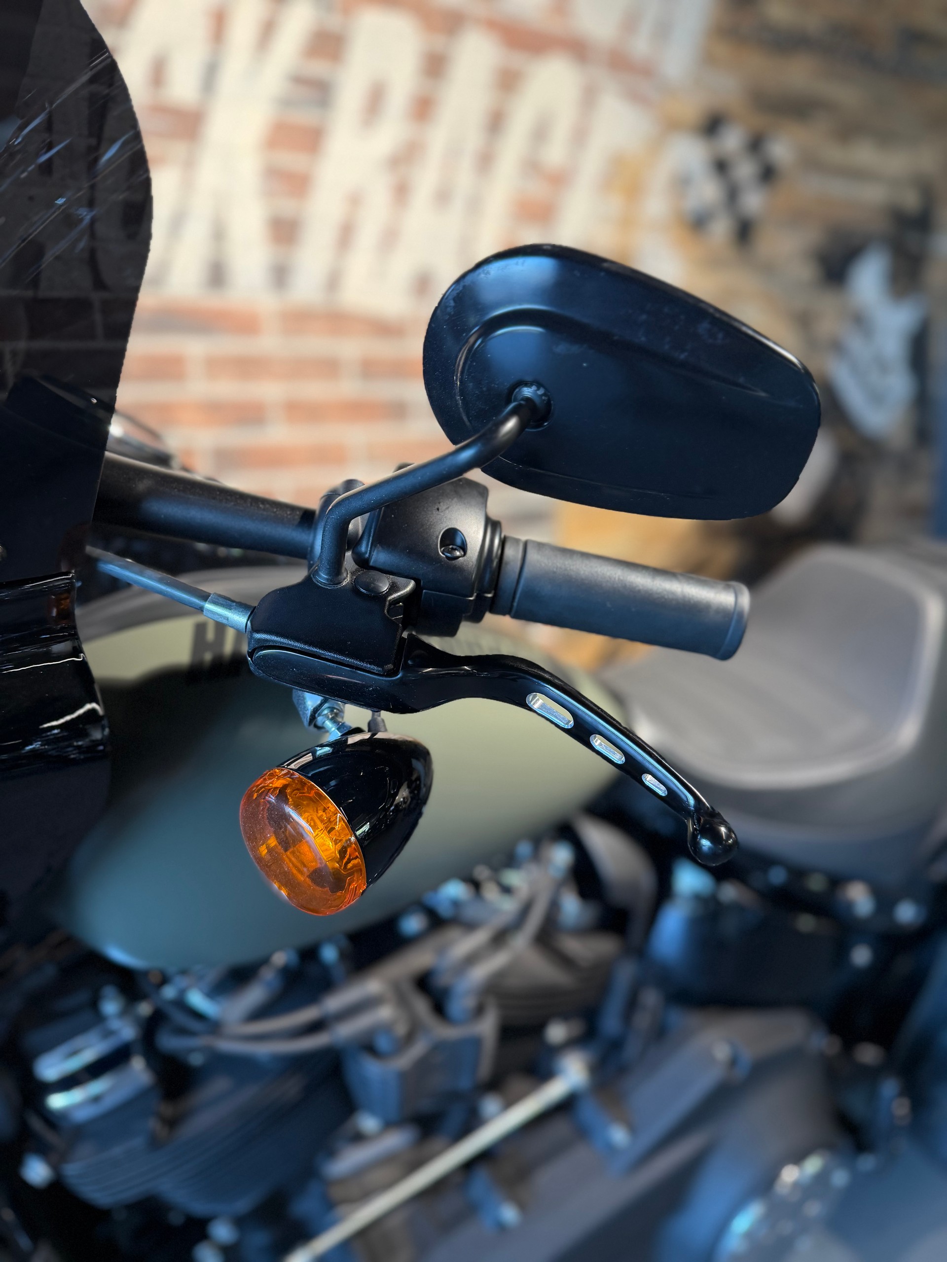 HARLEY-DAVIDSON FXFBS Fat Bob 114-image-3