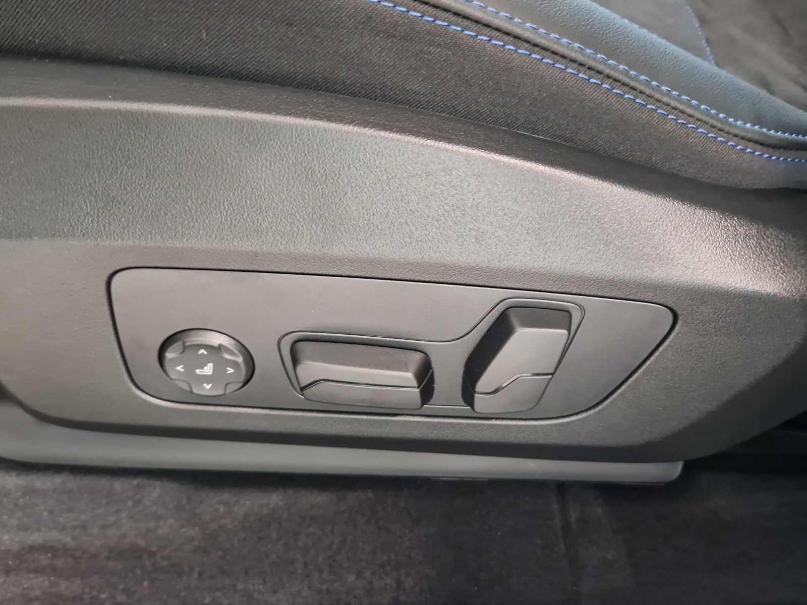BMW X1 xDrive 30e M Sport-image-8