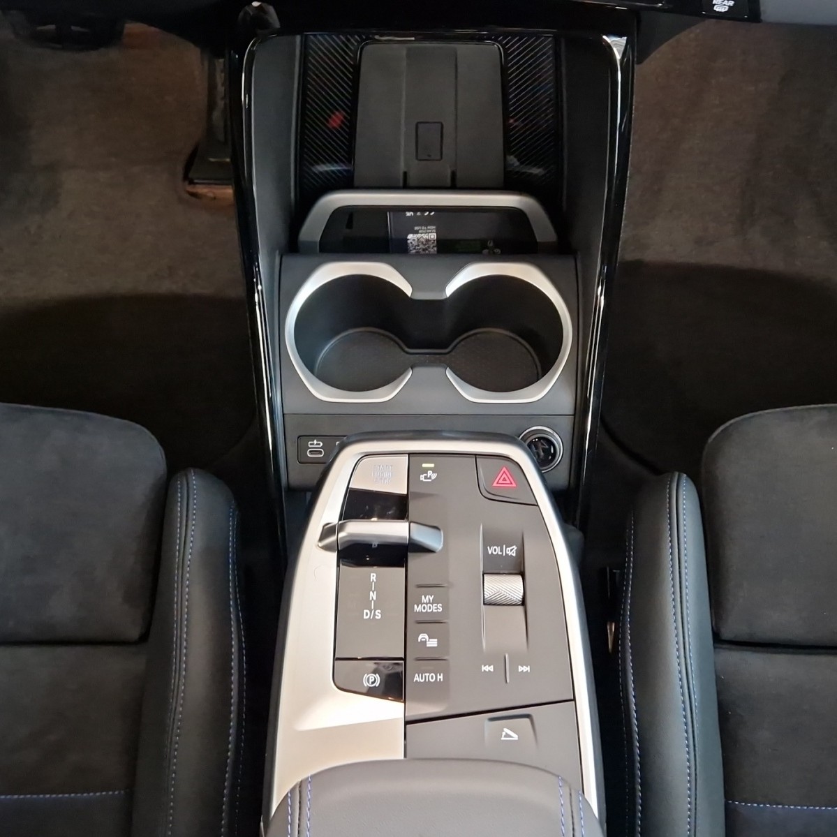 BMW X1 xDrive 30e M Sport-image-12