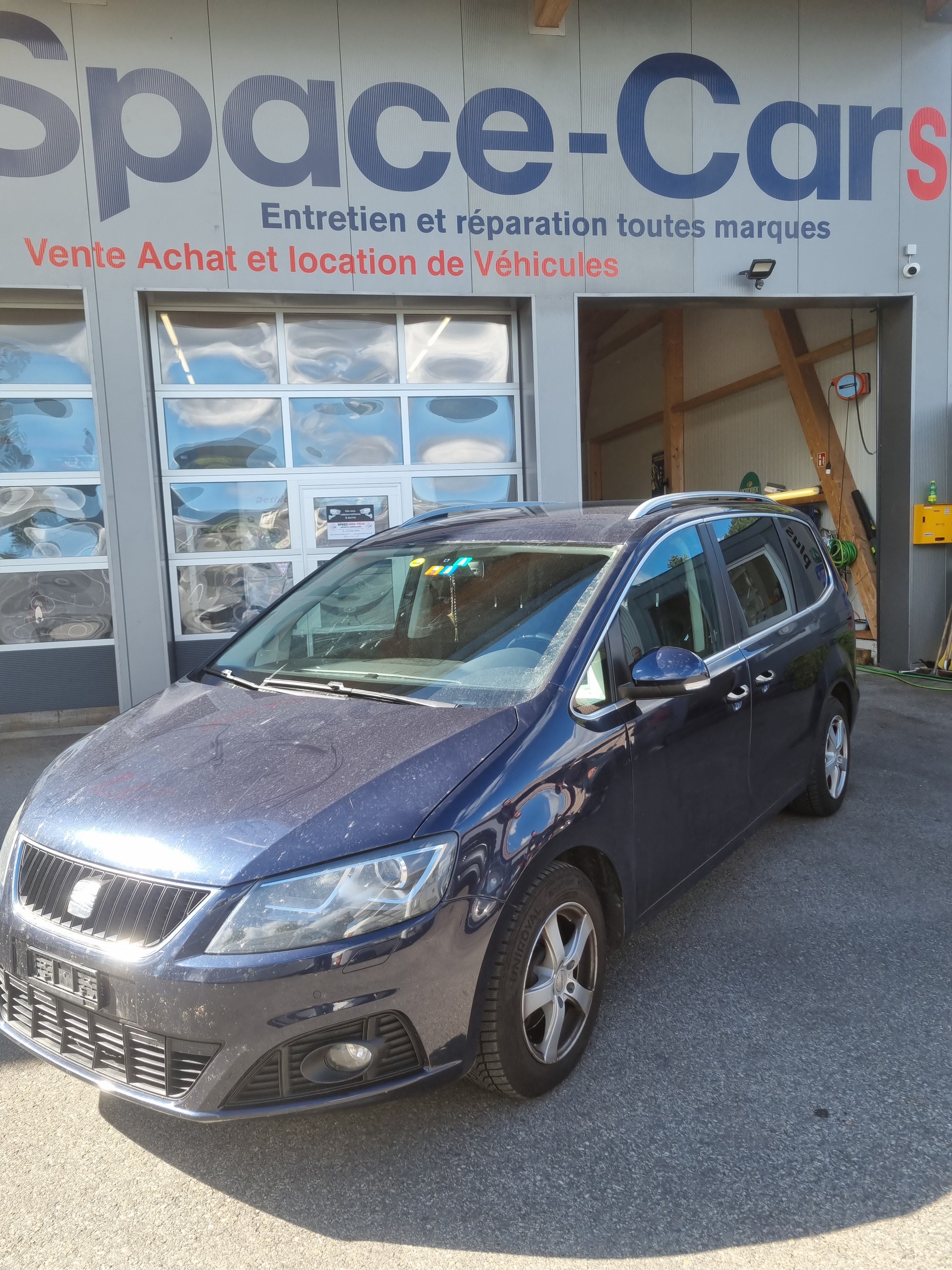 SEAT ALHAMBRA-image-5
