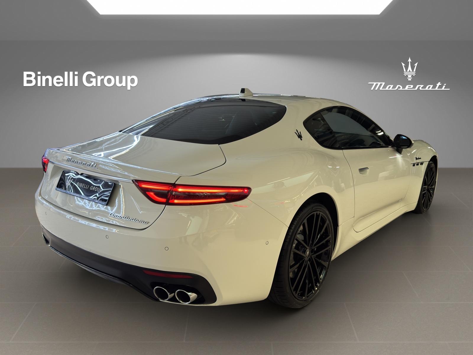 MASERATI Gran Turismo 3.0 V6 Modena-showroom-element-3