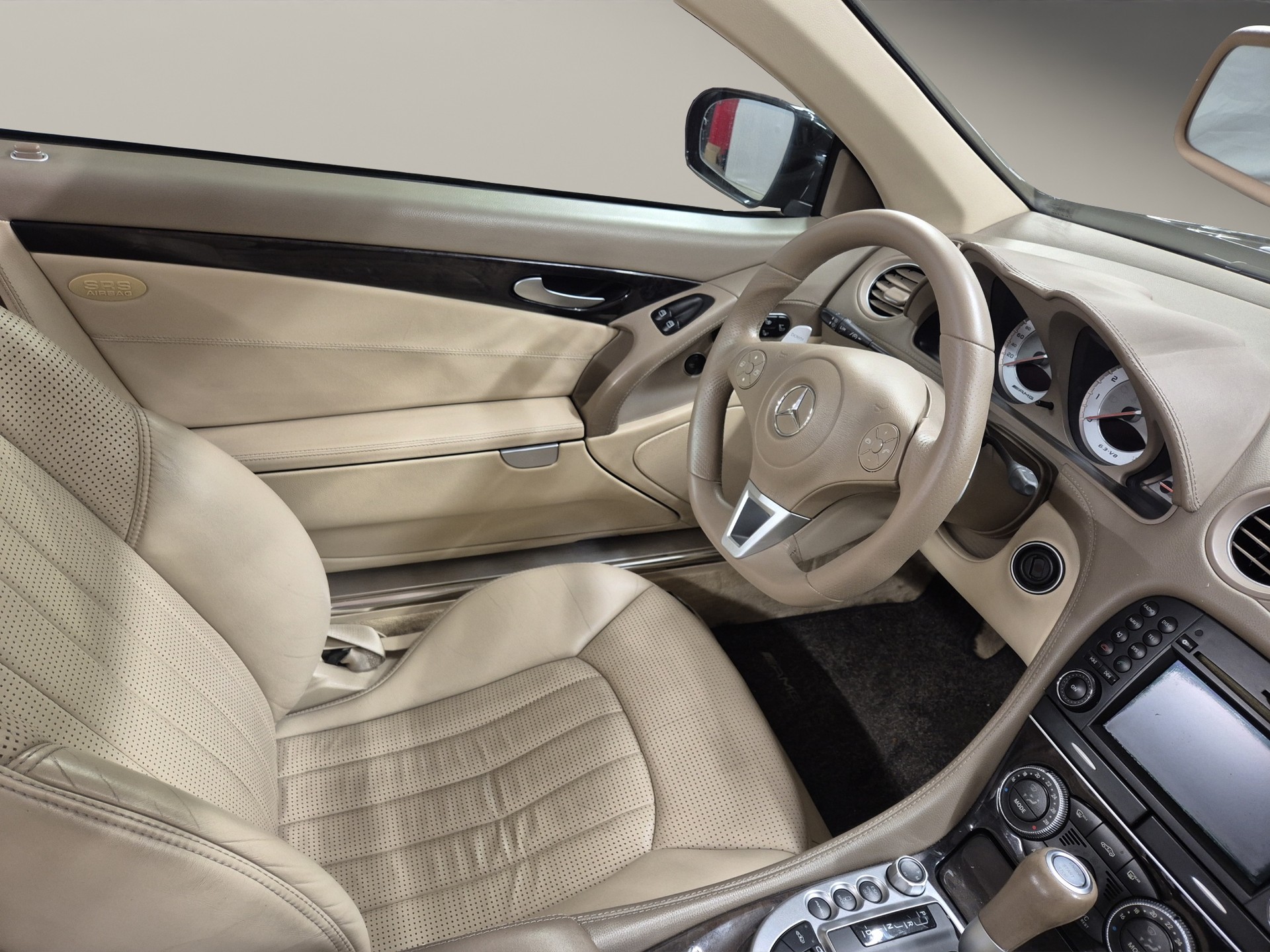 MERCEDES-BENZ SL 63 AMG Speedshift MCT LEASING à partir de CHF 470.-/mois-image-6
