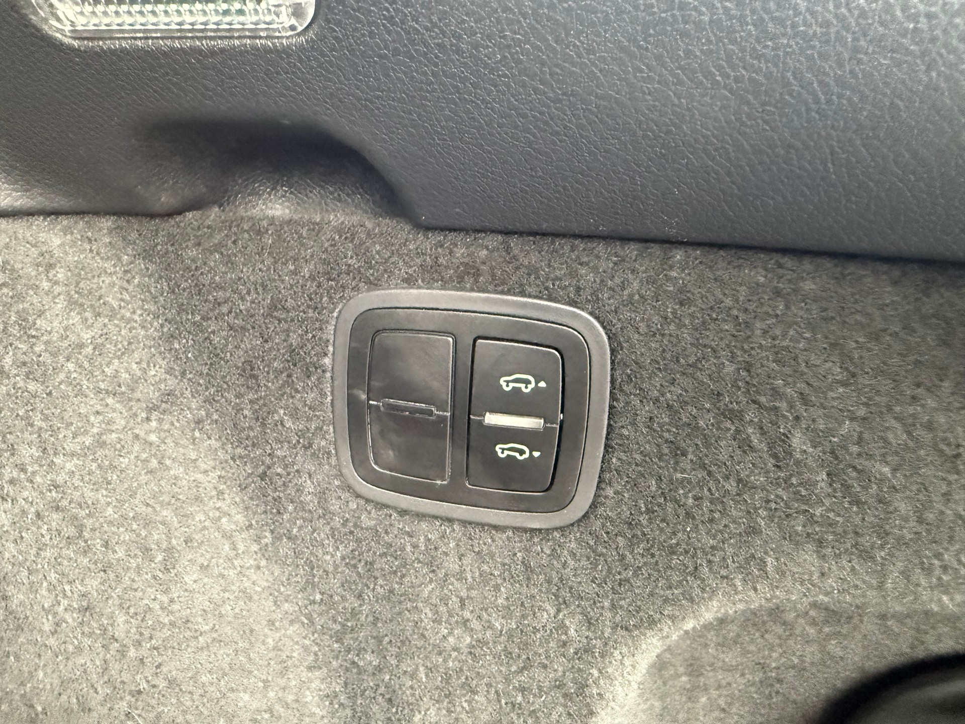 PORSCHE Macan PDK-image-14