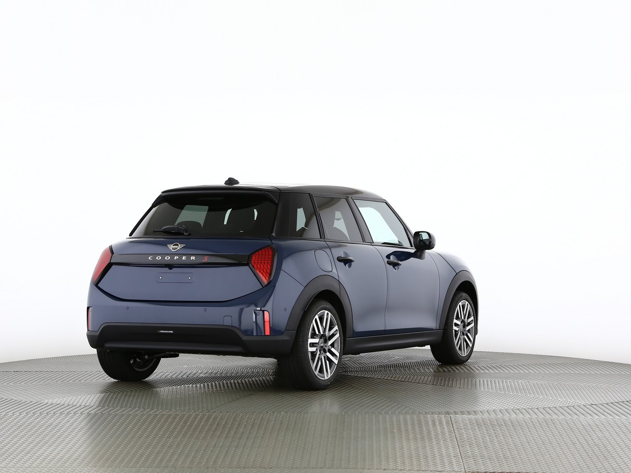 MINI Cooper S DKG-showroom-element-1