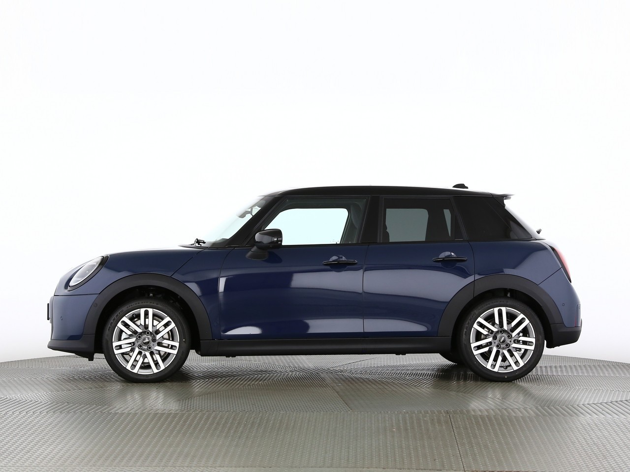 MINI Cooper S DKG-showroom-element-2