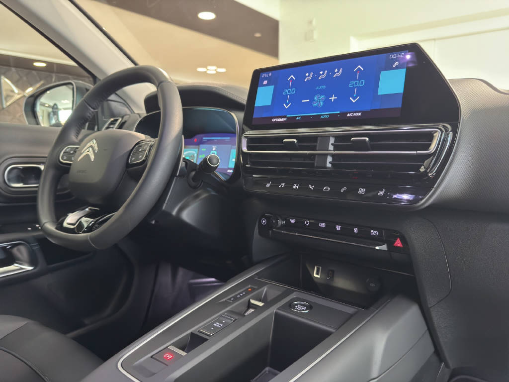CITROEN C5 Aircross 1.6 Plug-in Hybrid Swiss Edition-image-10