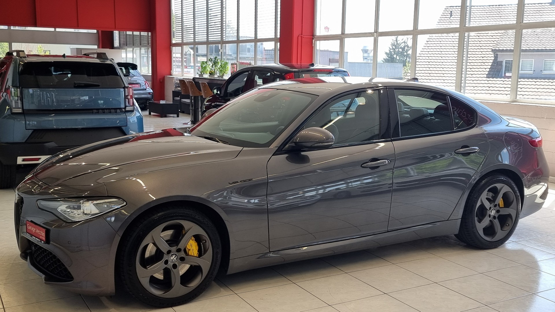 ALFA ROMEO Giulia 2.0 Veloce-image-1