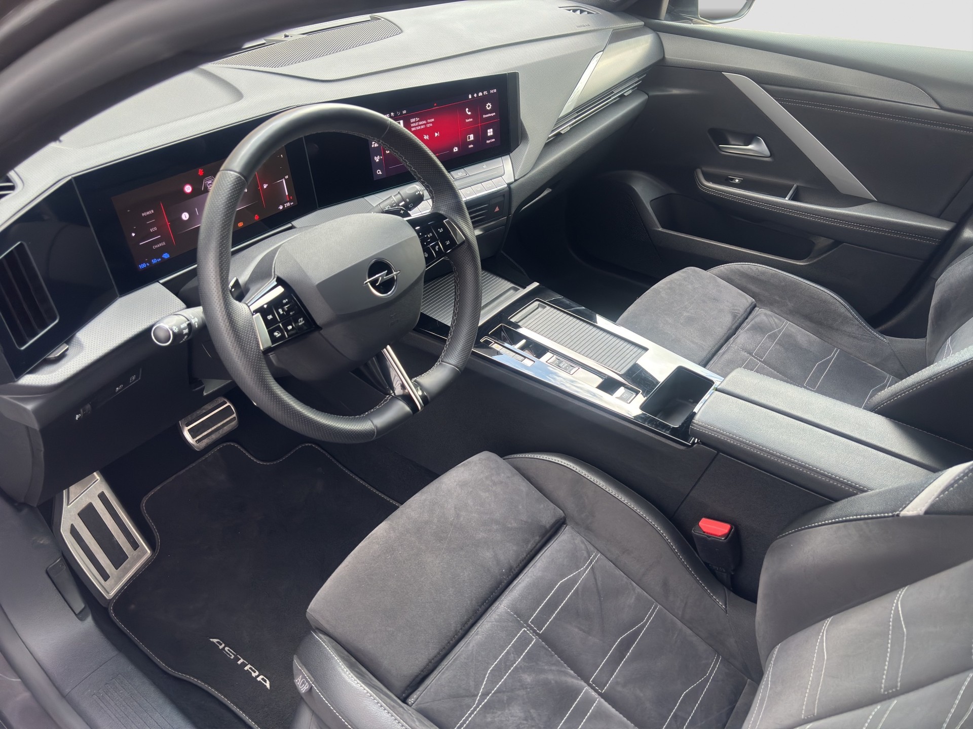 OPEL Astra 1.6 PHEV Turbo Swiss Plus A-image-10