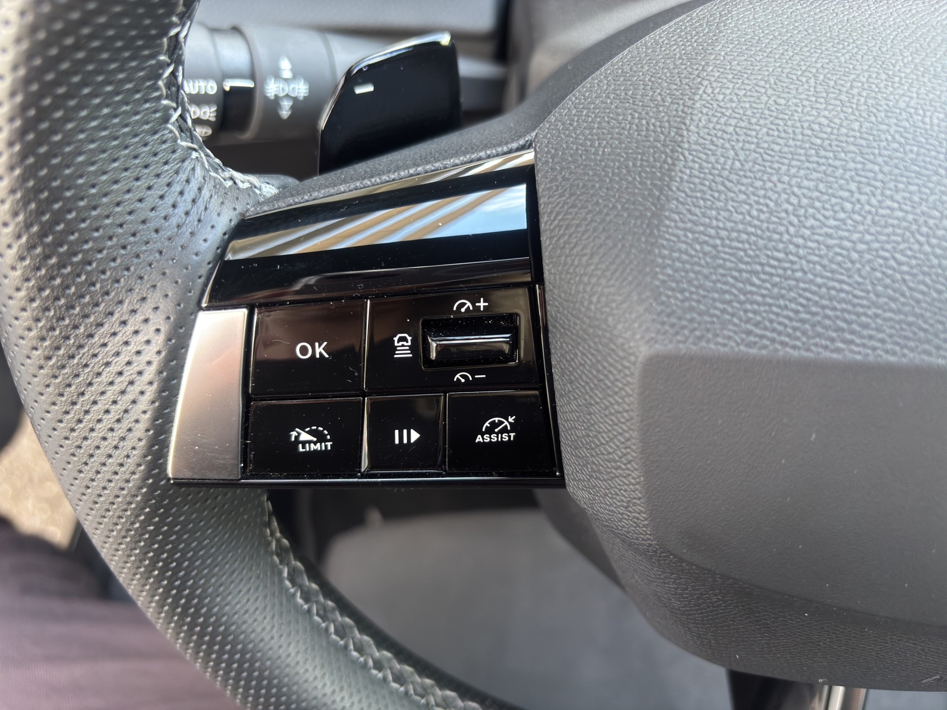 OPEL Astra 1.6 PHEV Turbo Swiss Plus A-image-7