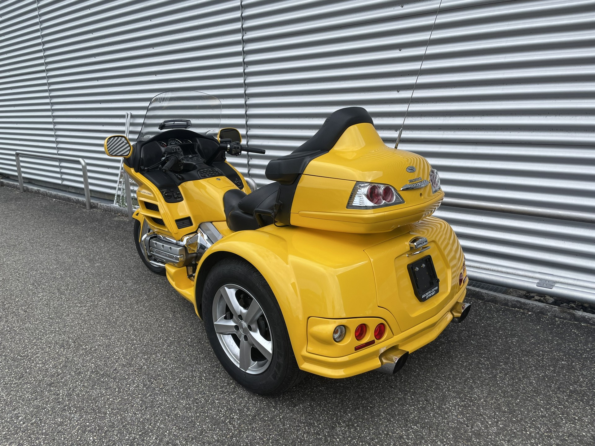 HONDA GL 1800 A Goldwing Luxury Edition-image-2