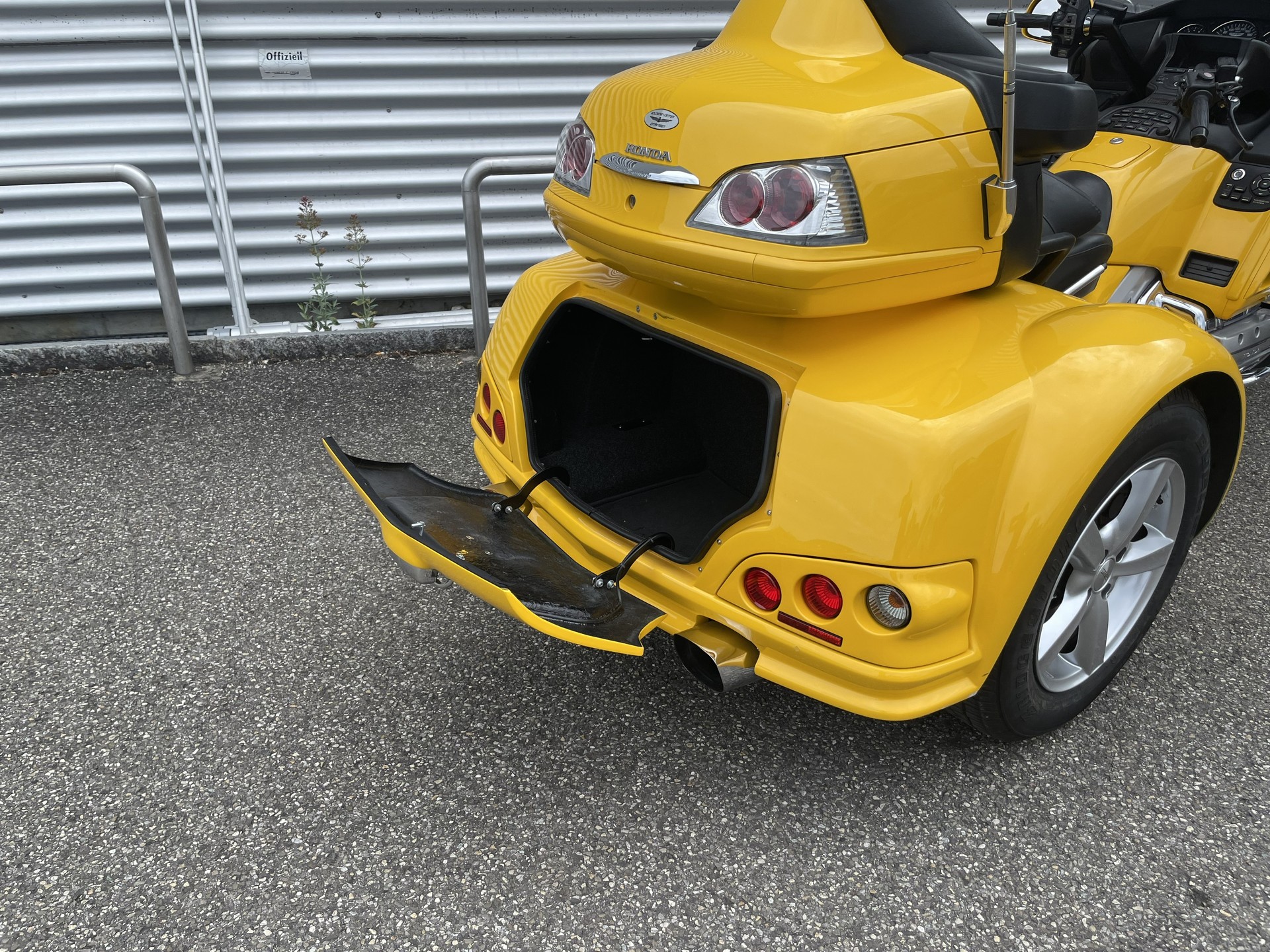 HONDA GL 1800 A Goldwing Luxury Edition-image-8
