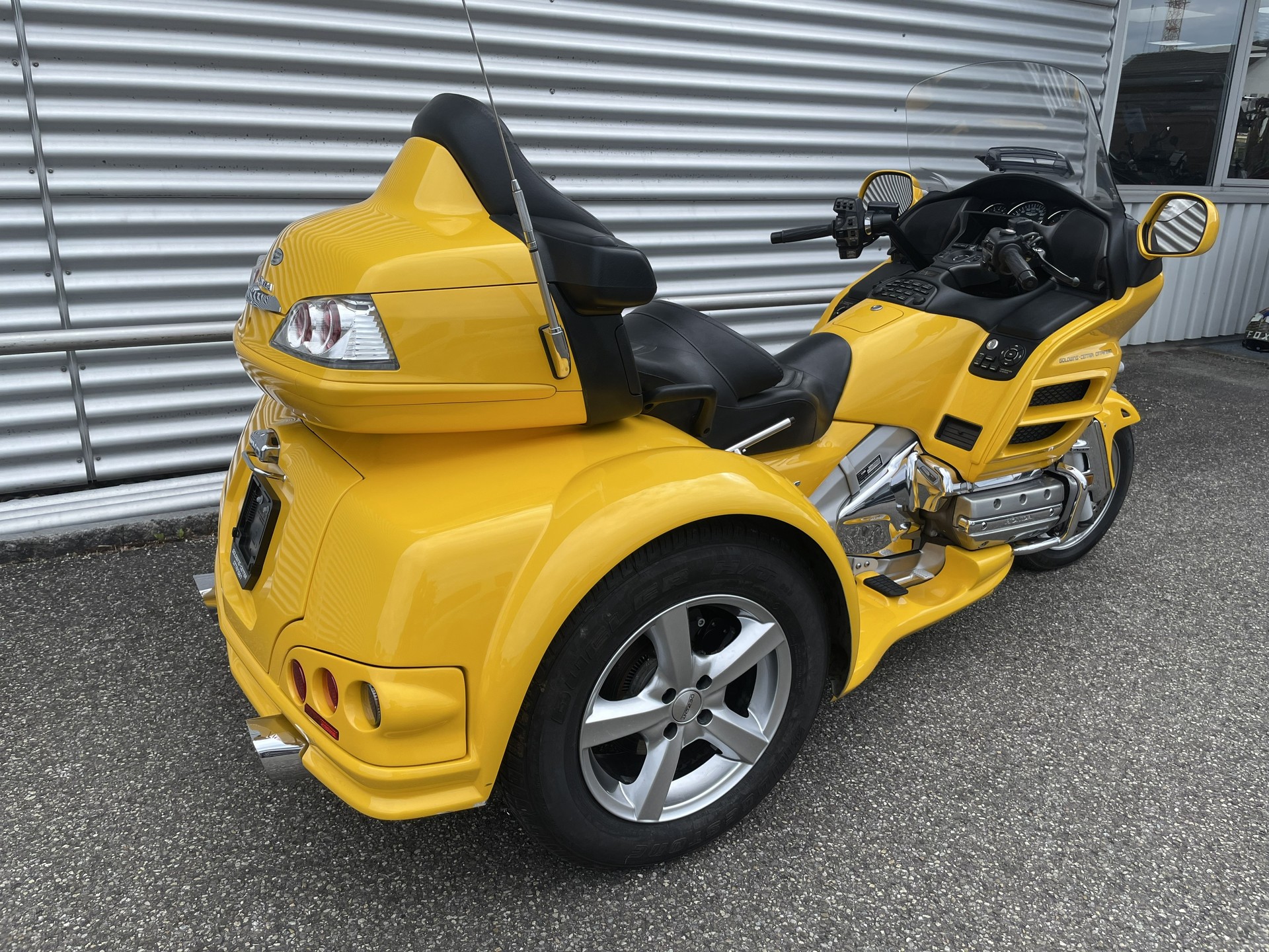 HONDA GL 1800 A Goldwing Luxury Edition-image-6