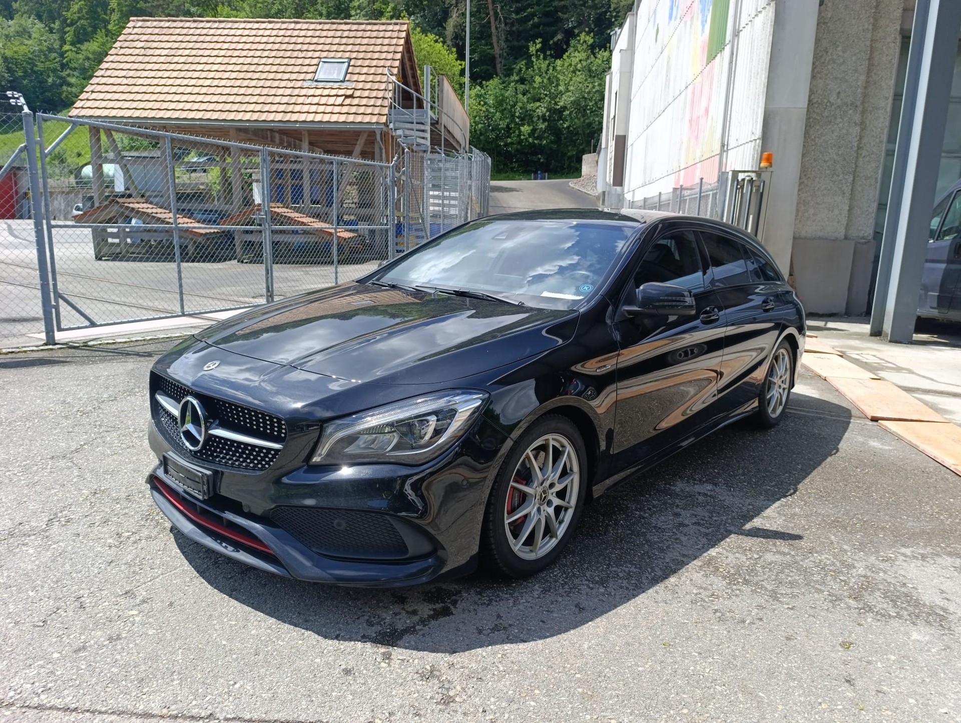 MERCEDES-BENZ CLA Shooting Brake 250 Sport 4Matic 7G-DCT