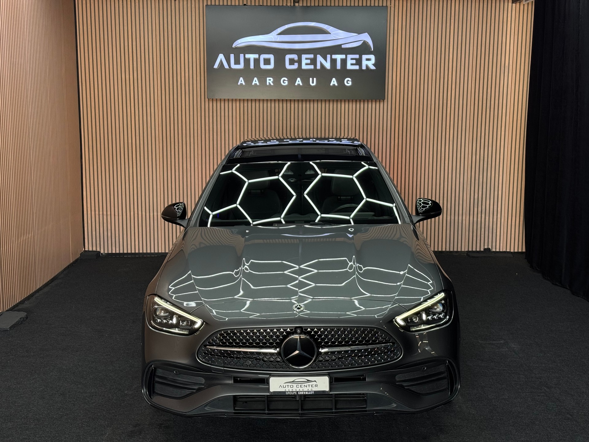 MERCEDES-BENZ C 220 d AMG Line 4matic Kombi | 1 Jahr Garantie | Panorama | *ab CHF 299.-/ Monat*-showroom-element-1