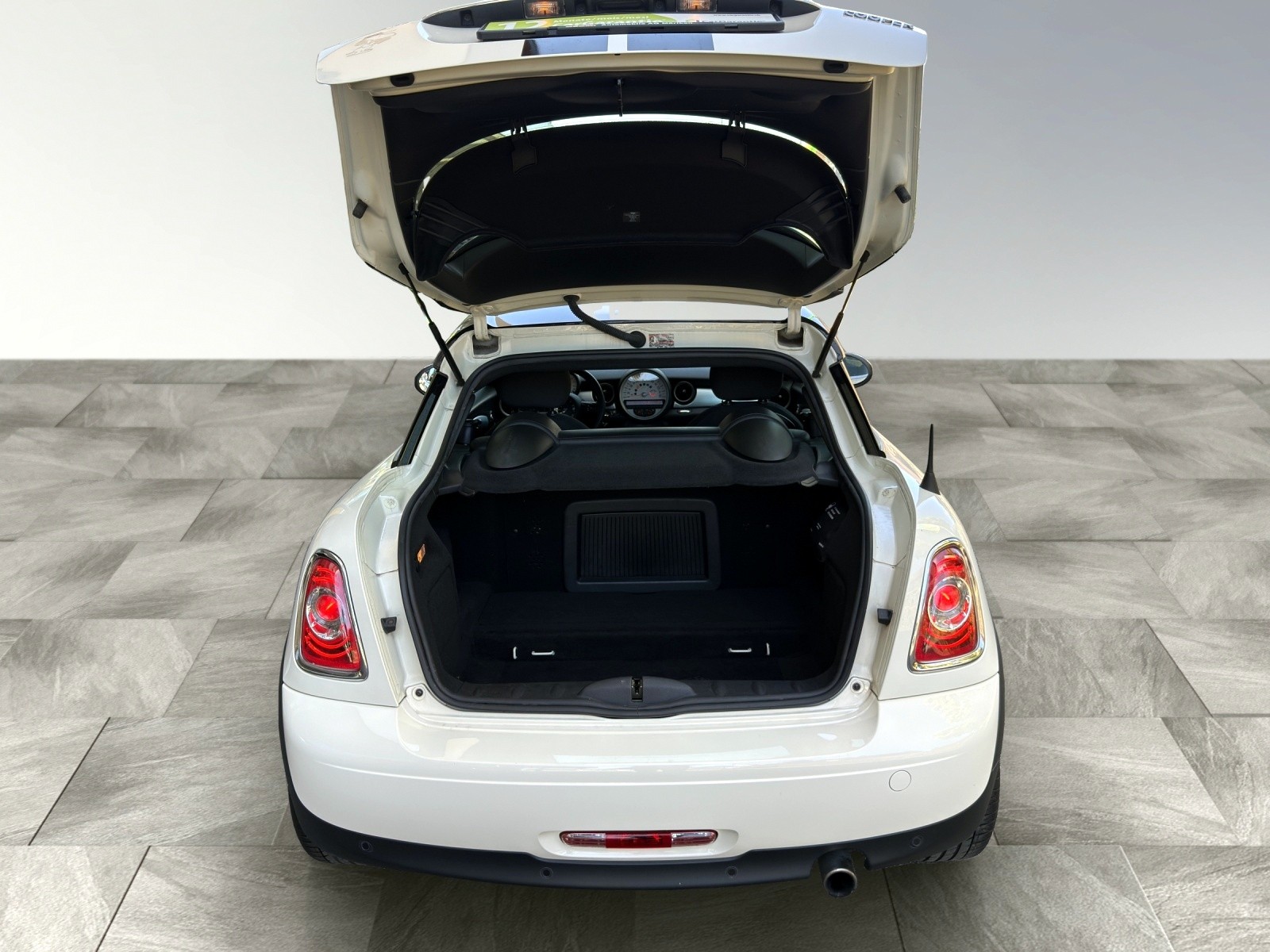MINI Coupé R58 1.6i Cooper-image-14