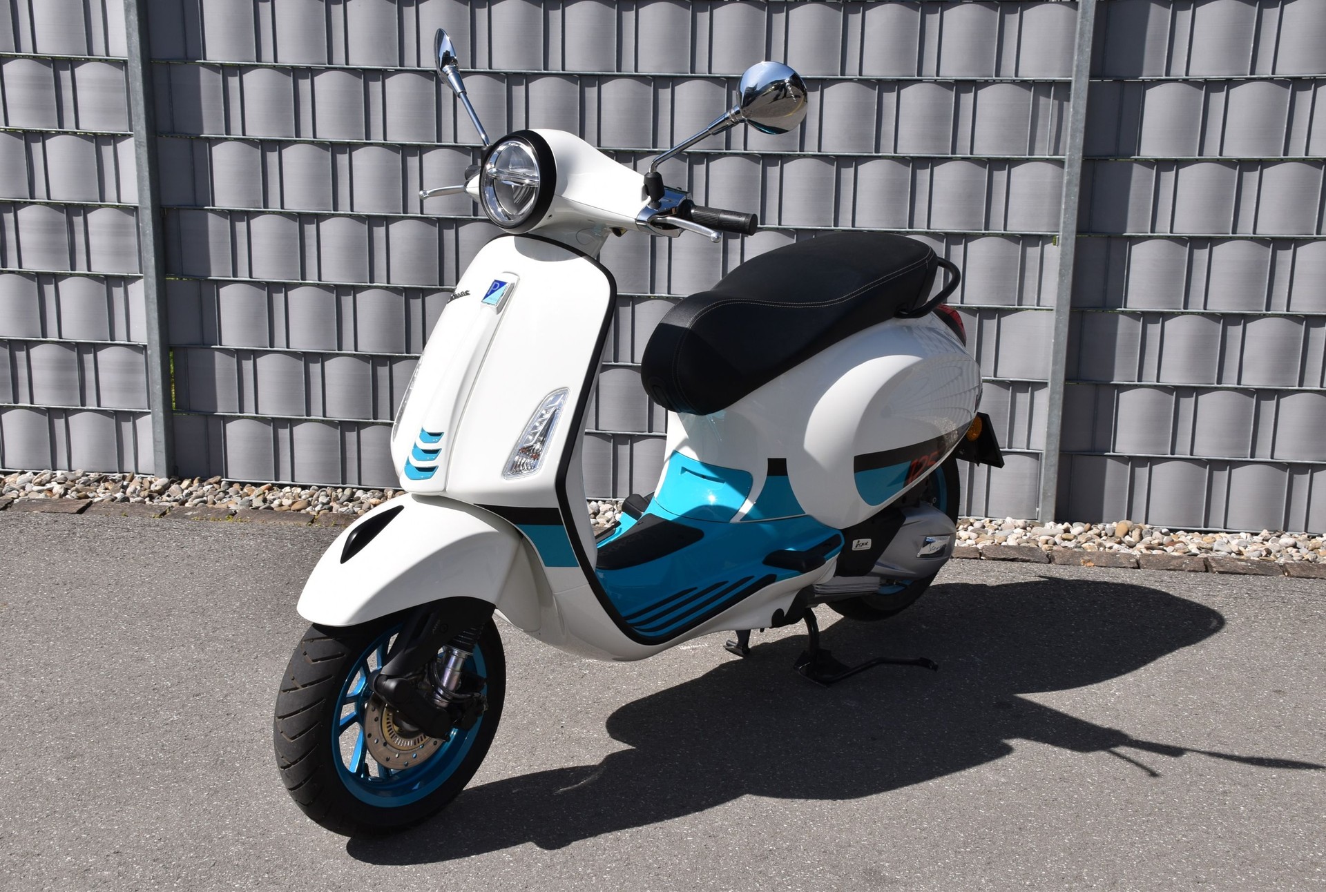 PIAGGIO Vespa 125 Primavera-image-1