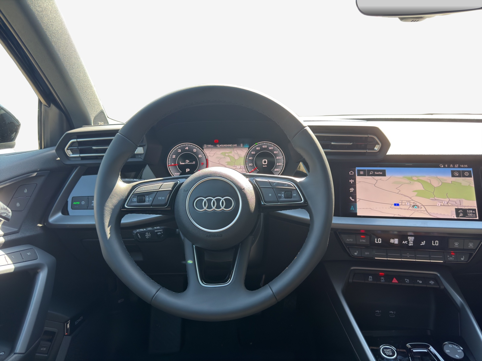 AUDI A3 Sportback TFSI 110 kW Attraction S tronic-image-9