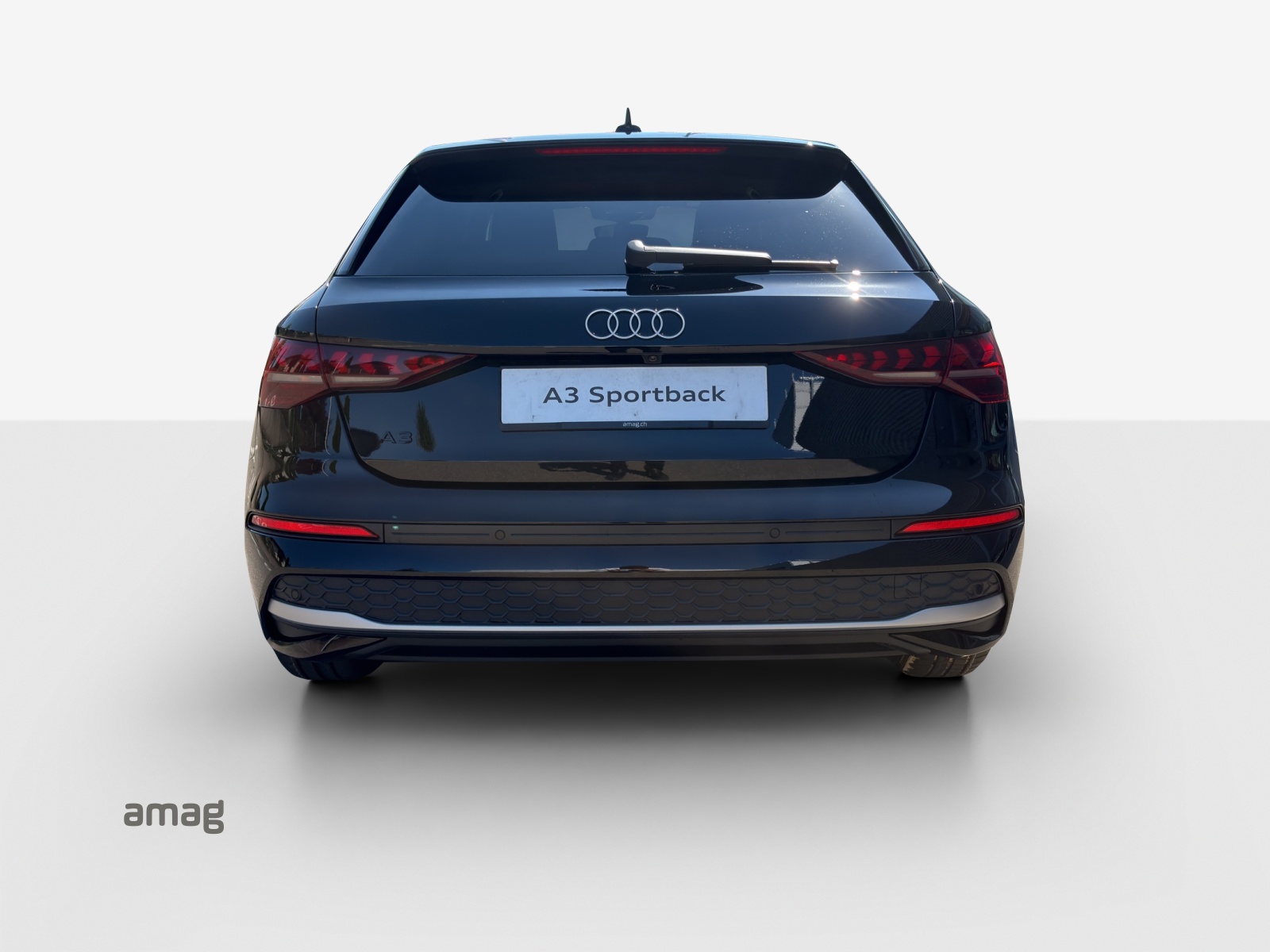 AUDI A3 Sportback TFSI 110 kW Attraction S tronic-showroom-element-3