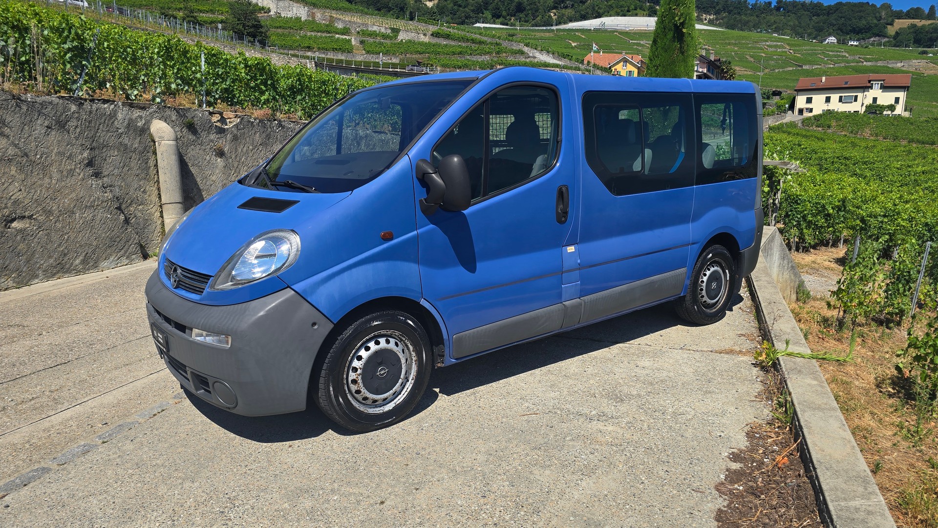 OPEL Vivaro 2.5 CDTI 2.7t-showroom-element-2