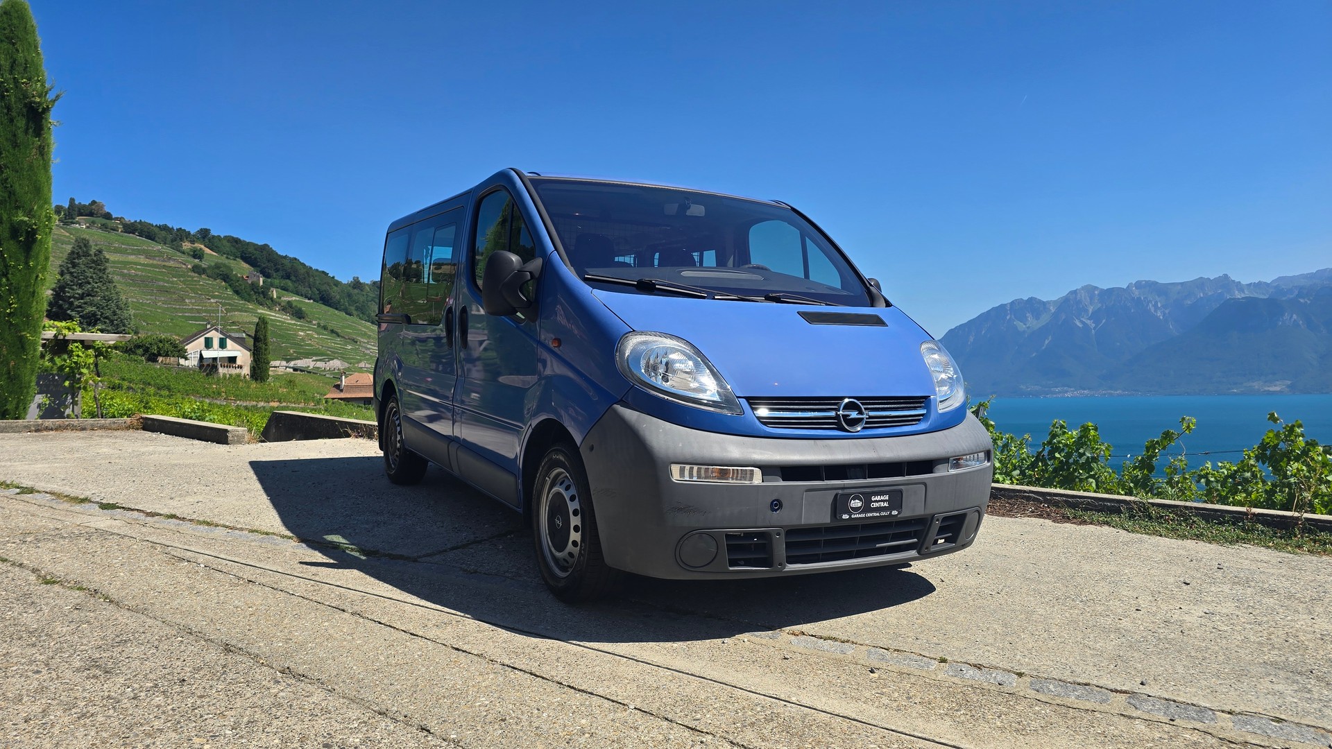 OPEL Vivaro 2.5 CDTI 2.7t