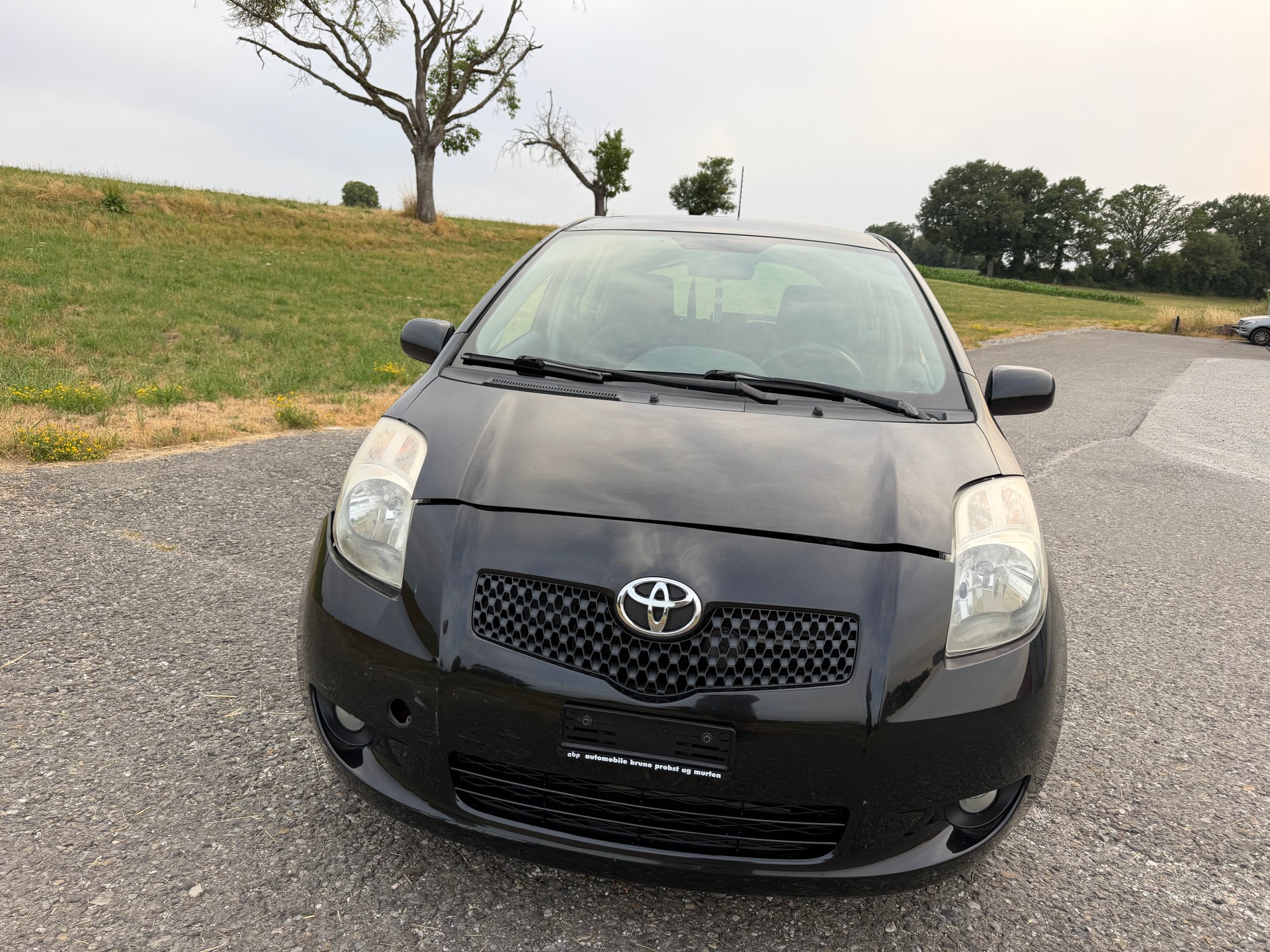 TOYOTA Yaris 1.3 Linea Sol