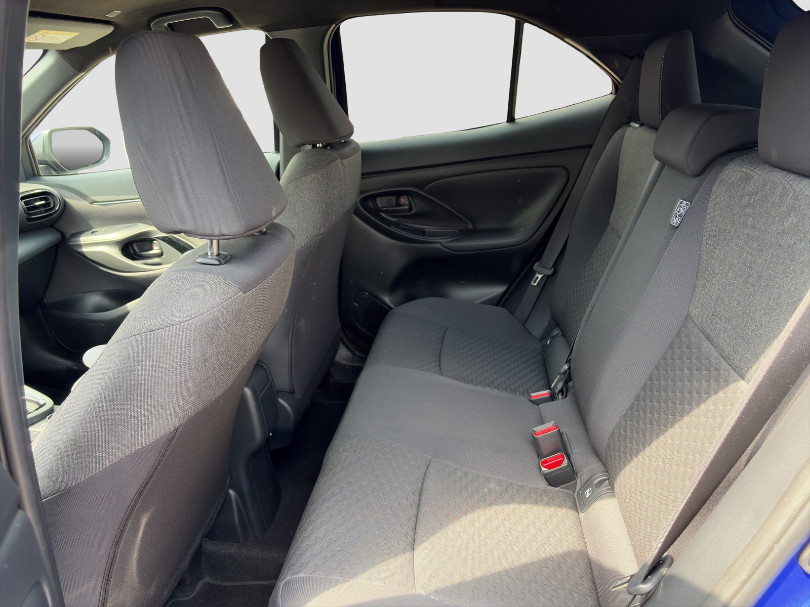TOYOTA Yaris Cross 1.5 VVT-i HSD Trend AWD-i-image-10