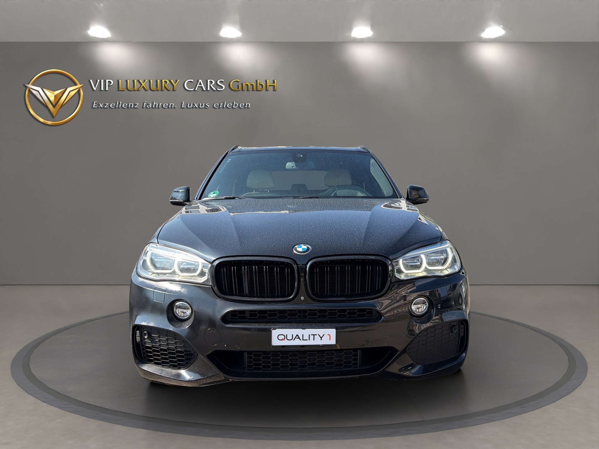 BMW X5 xDrive 50i Steptronic M-Sport Paket-showroom-element-3
