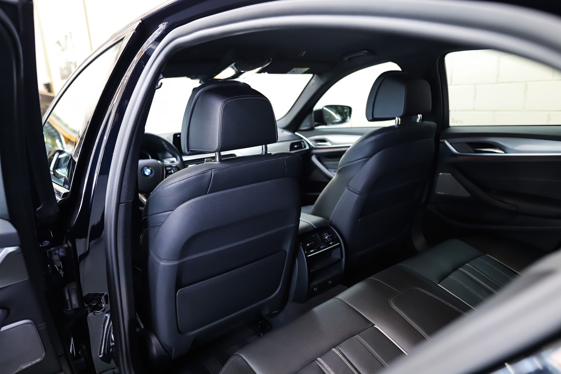 BMW 540d xDrive Steptronic M Sport-image-16