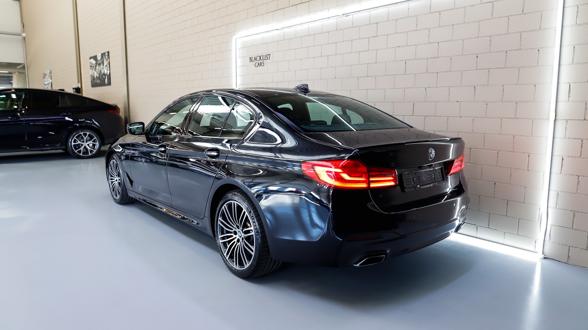 BMW 540d xDrive Steptronic M Sport-showroom-element-3