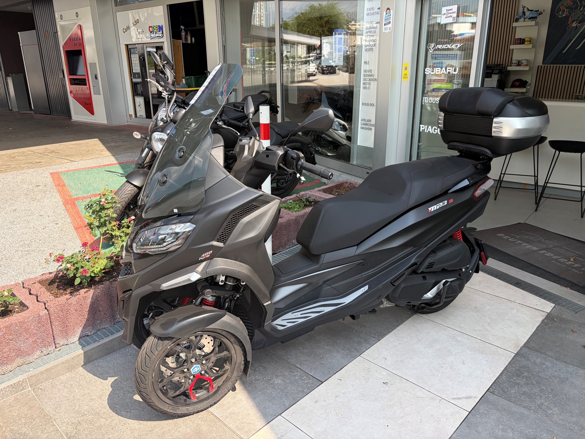 PIAGGIO MP3 400 Sport RST-image-0