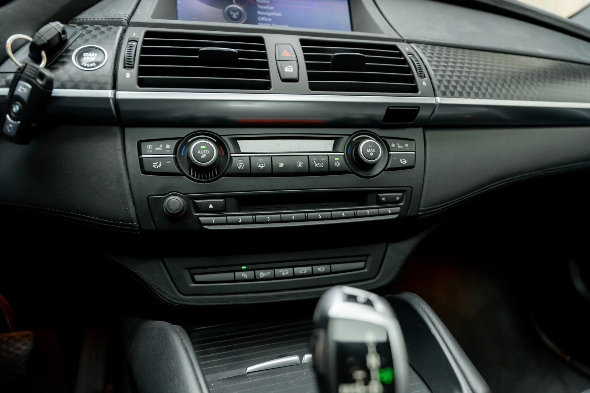 BMW X6 xDrive 40d Steptronic-image-11