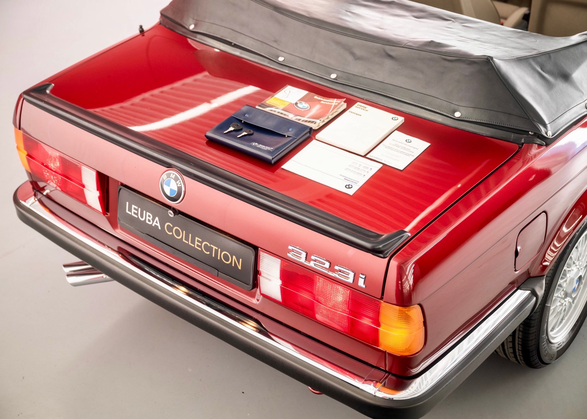 BMW 323i E30 Baur TC (2nd hand Swiss car, 100% original, fully documented, never restored)-image-31