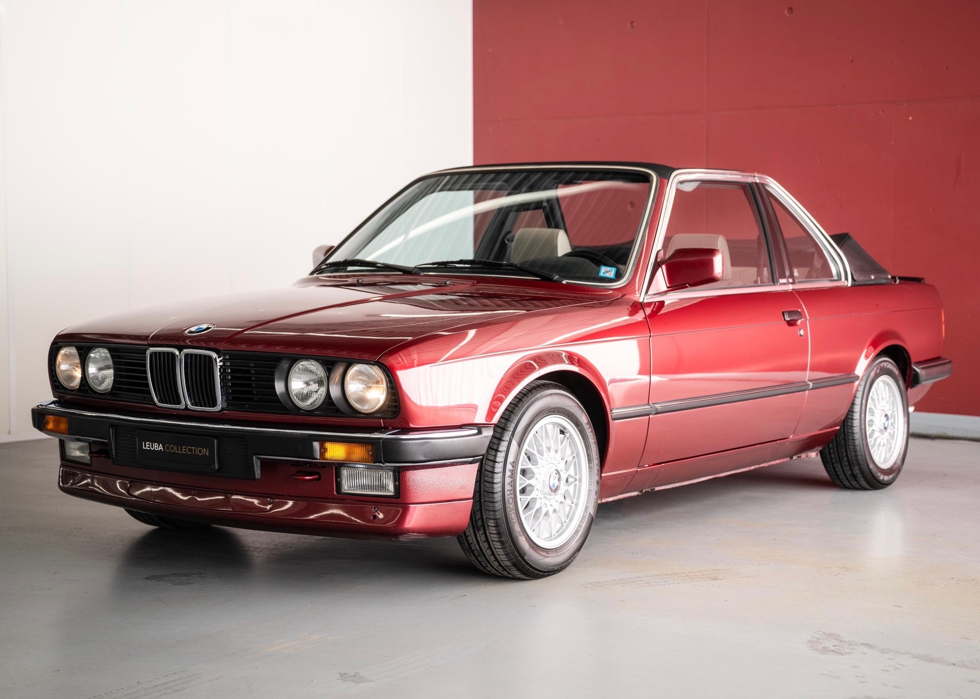 BMW 323i E30 Baur TC (2nd hand Swiss car, 100% original, fully documented, never restored)-image-4