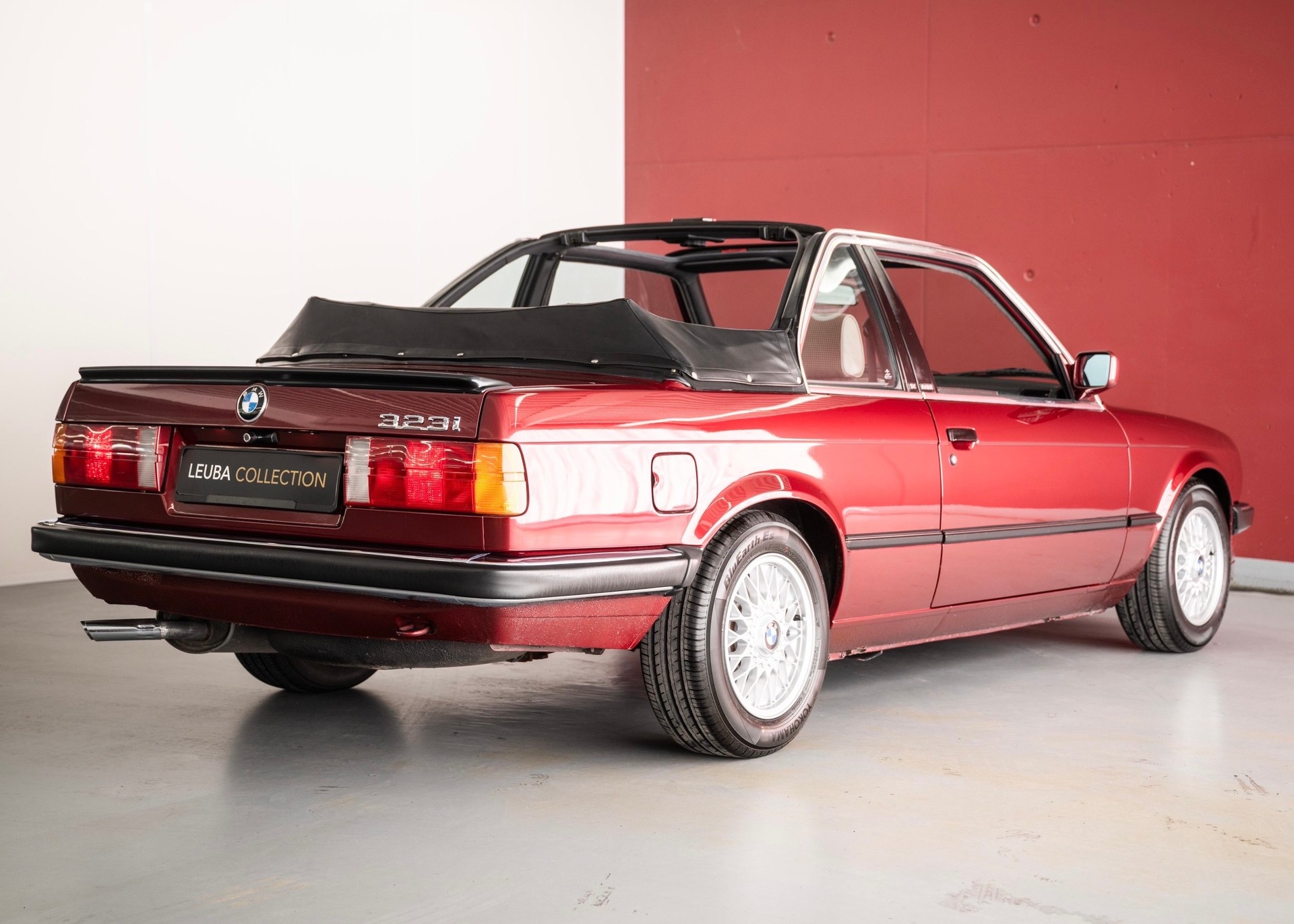BMW 323i E30 Baur TC (2nd hand Swiss car, 100% original, fully documented, never restored)-image-5