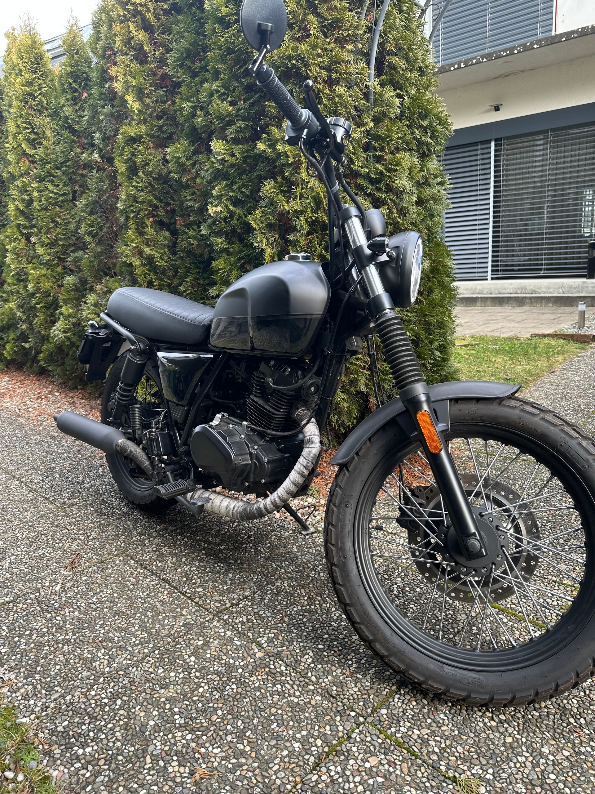 BRIXTON Cromwell 125 ABS-image-1