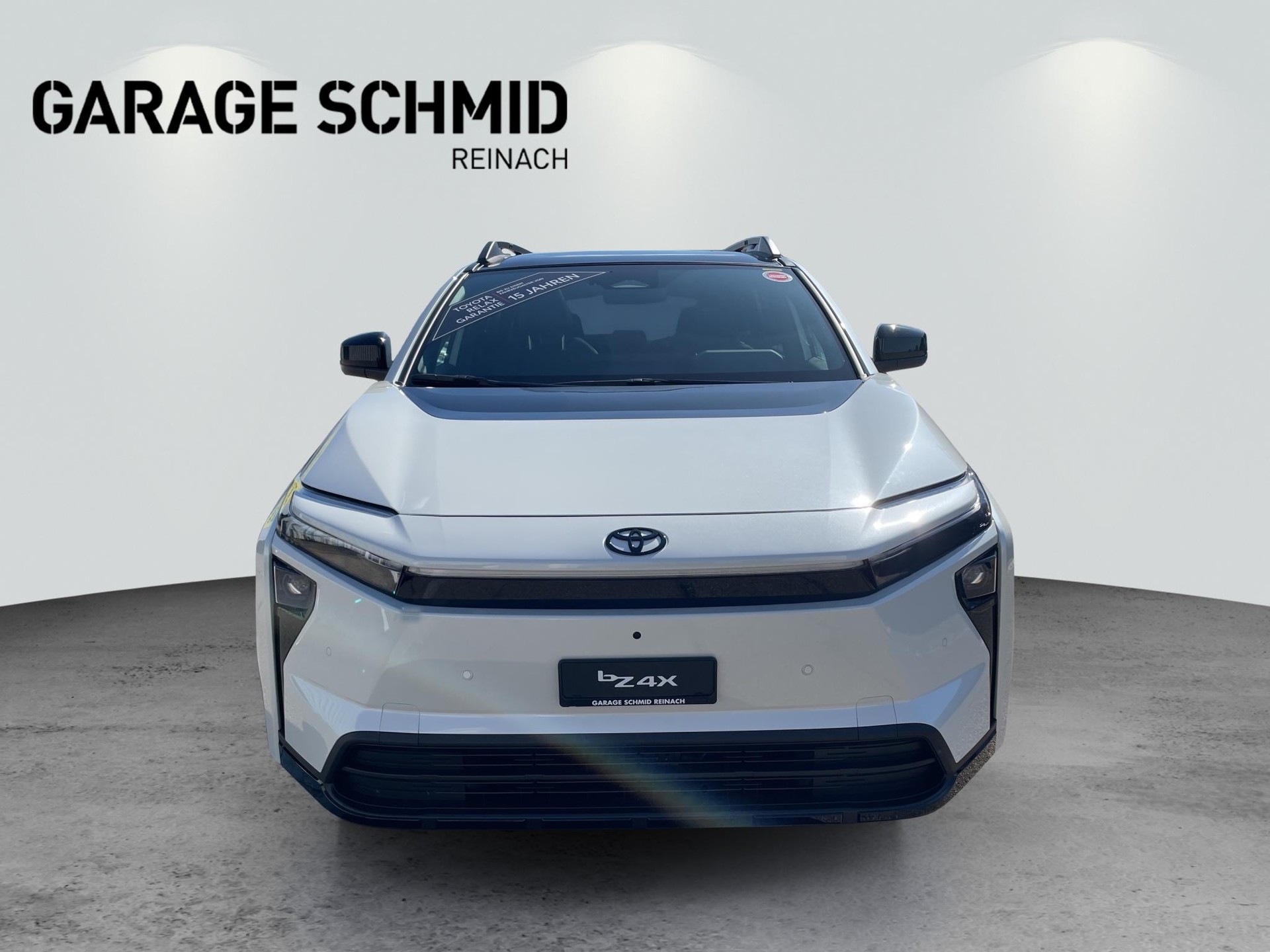 TOYOTA bZ4X Touring Premium AWD-showroom-element-1