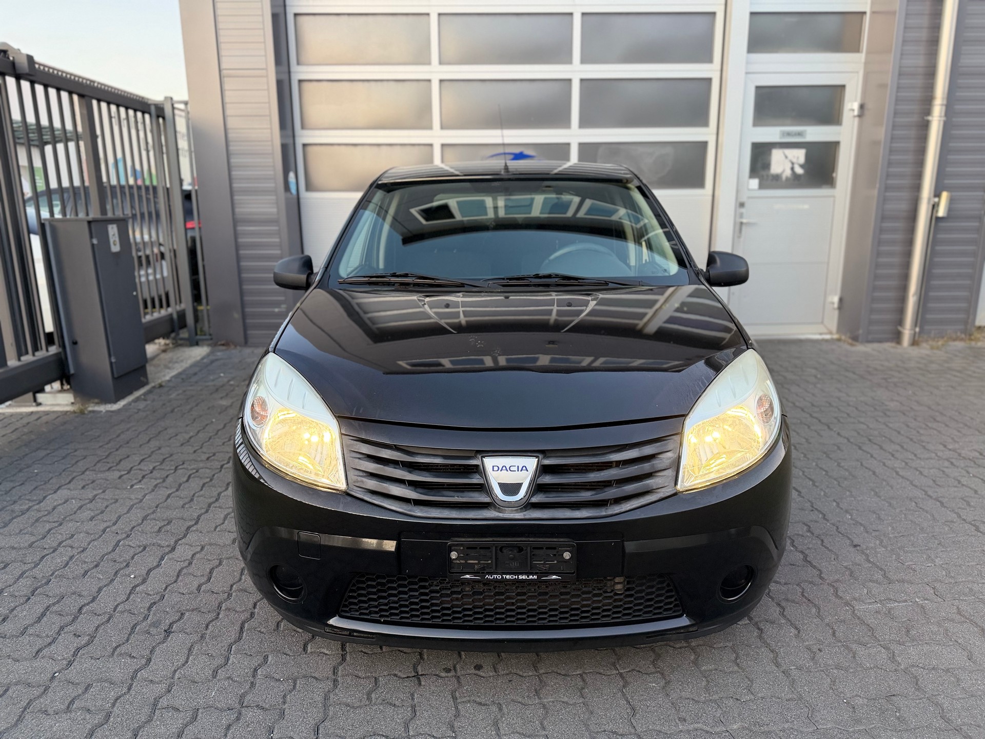 DACIA Sandero 1.2 Ambiance-showroom-element-2