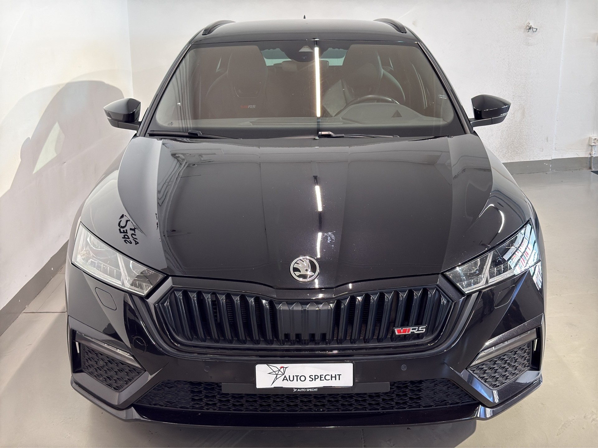 SKODA Octavia Combi 2.0 TSI DSG RS-showroom-element-2