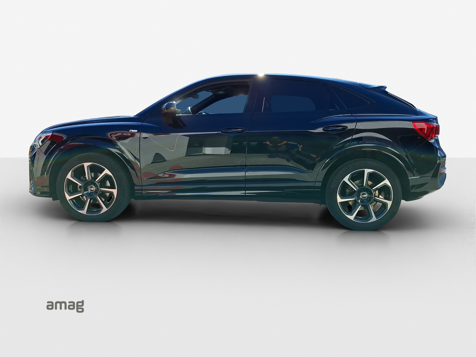 AUDI Q3 Sportback 35 TFSI S line Attraction S-tronic-showroom-element-1