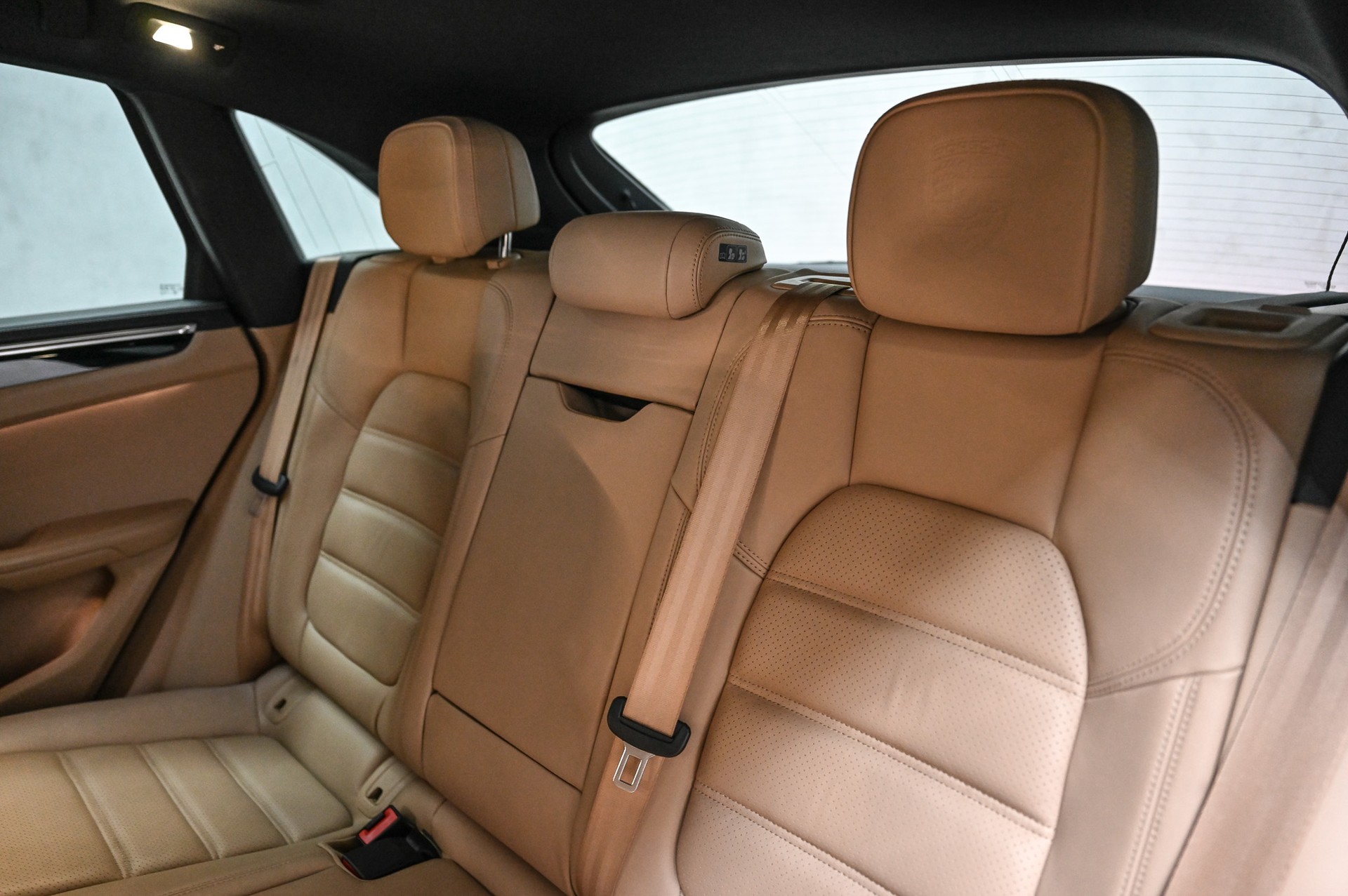 PORSCHE Macan S PDK-image-32