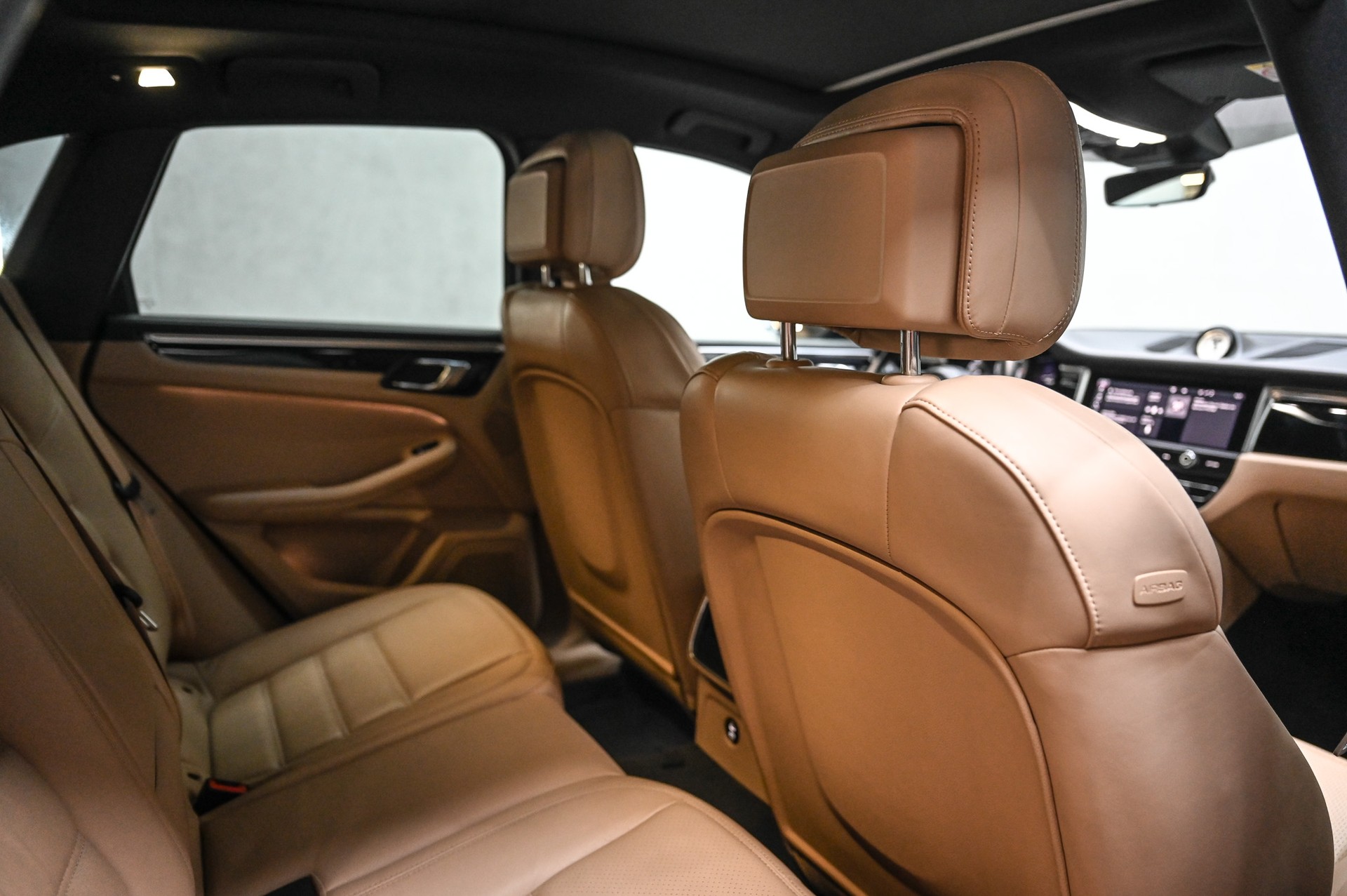 PORSCHE Macan S PDK-image-31