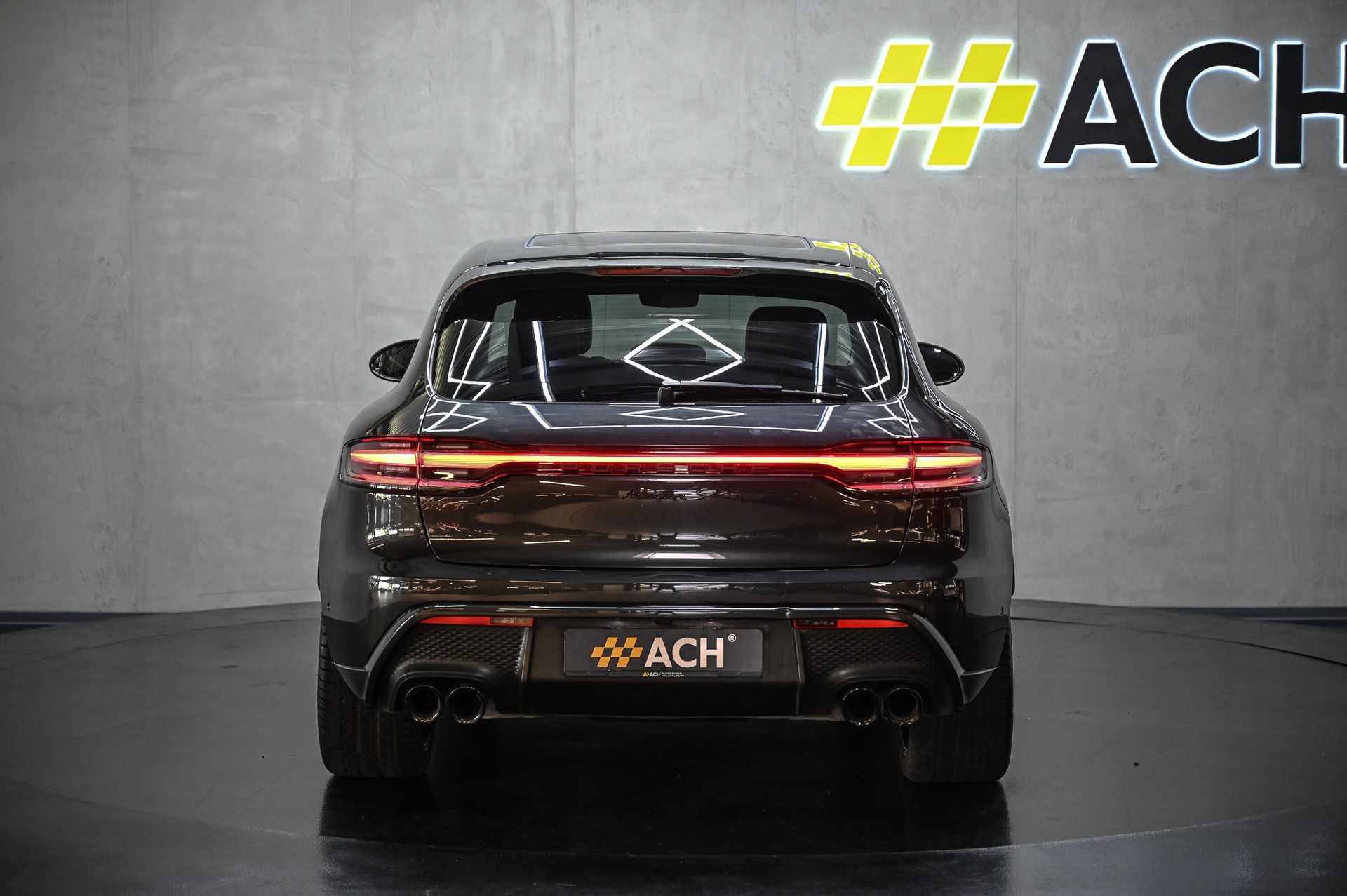 PORSCHE Macan S PDK-image-8
