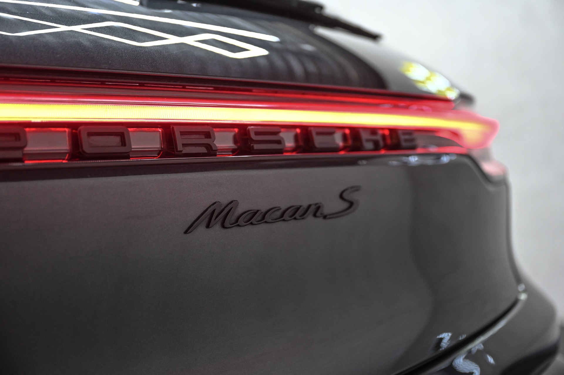 PORSCHE Macan S PDK-image-16