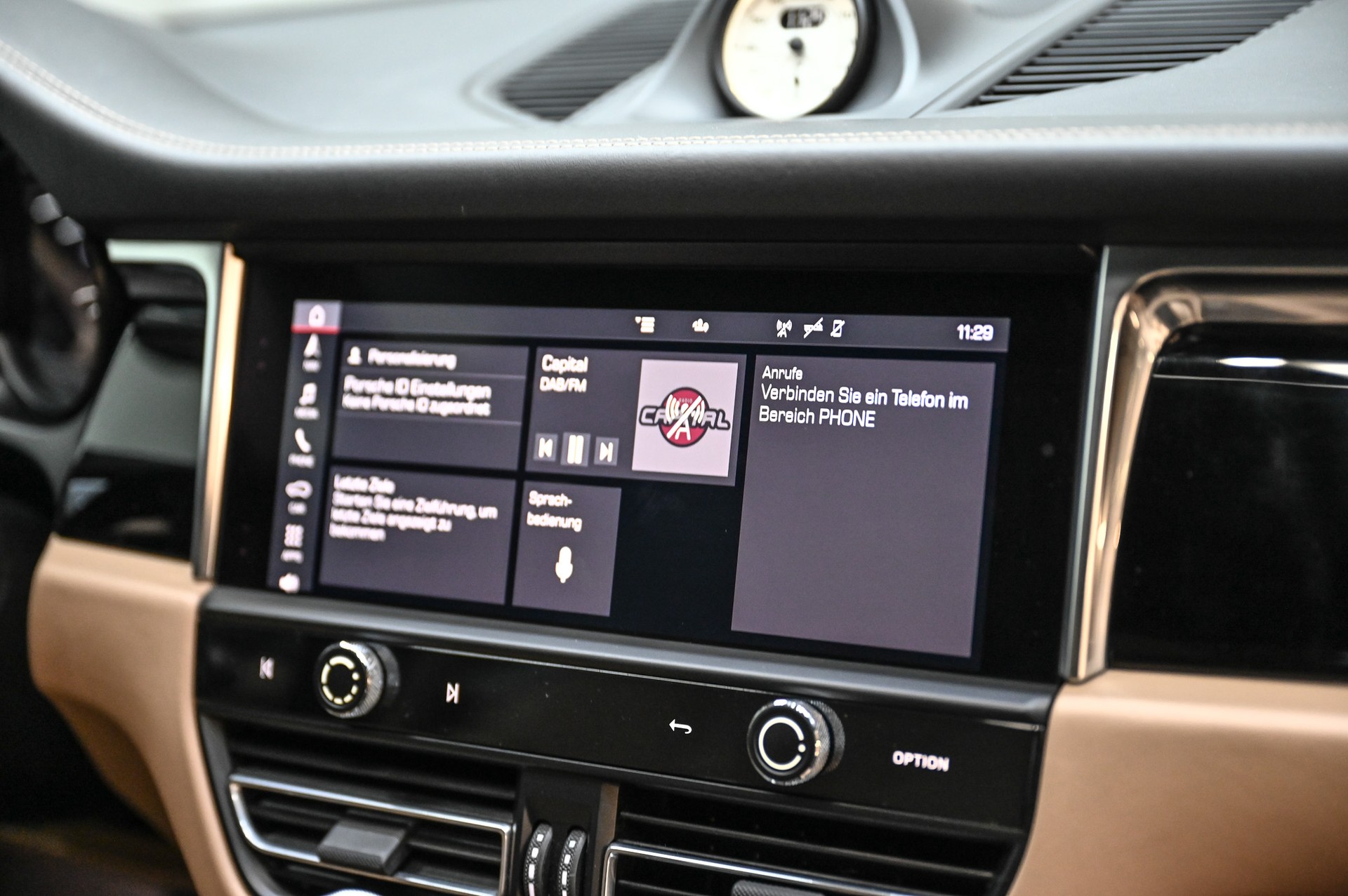 PORSCHE Macan S PDK-image-26