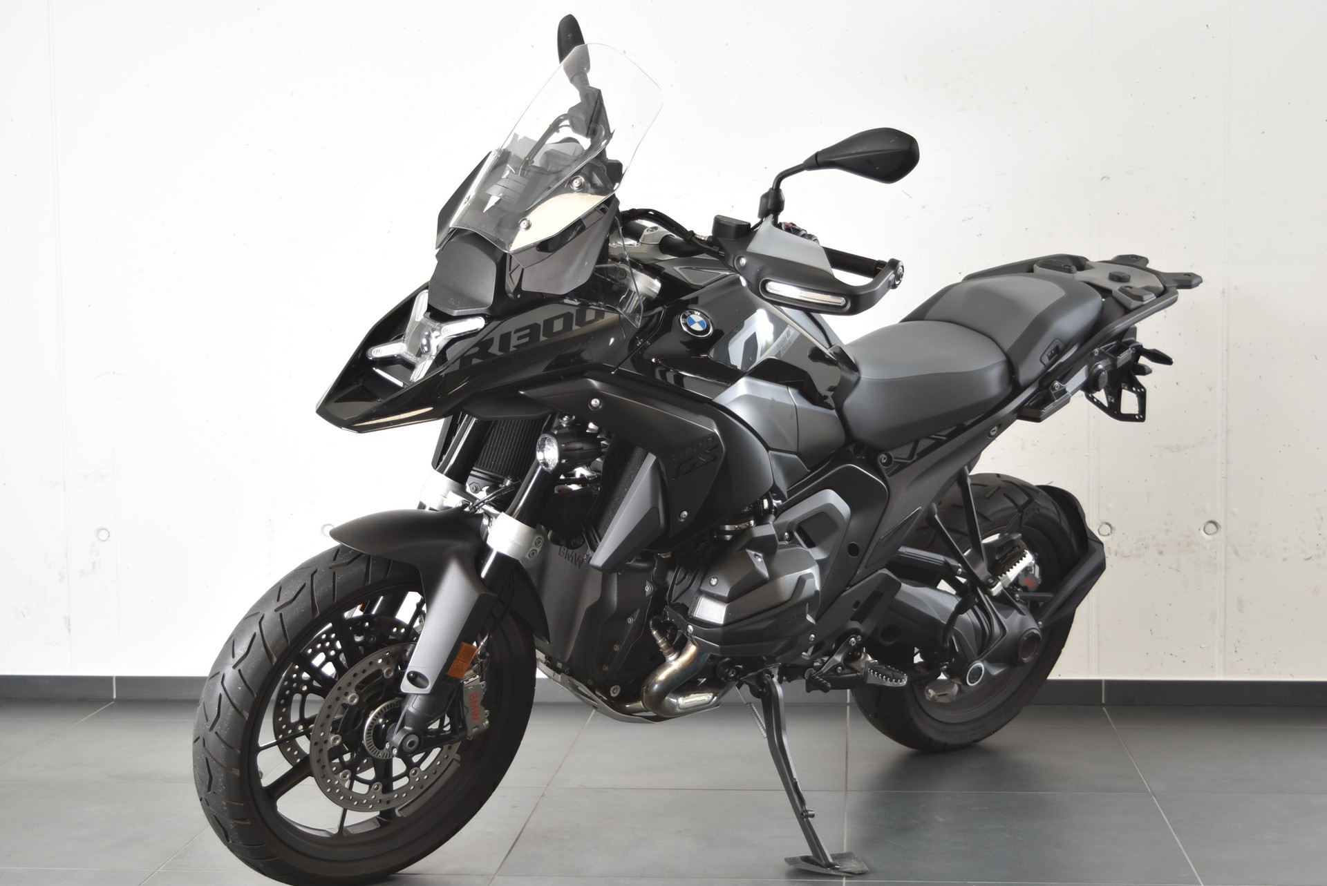 BMW R 1300 GS-image-1