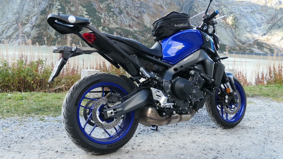 YAMAHA MT-09-image-3