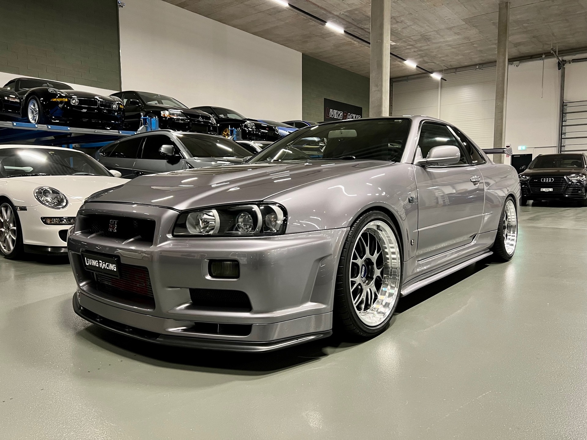 NISSAN Skyline R34 GT-R V-Spec-image-1